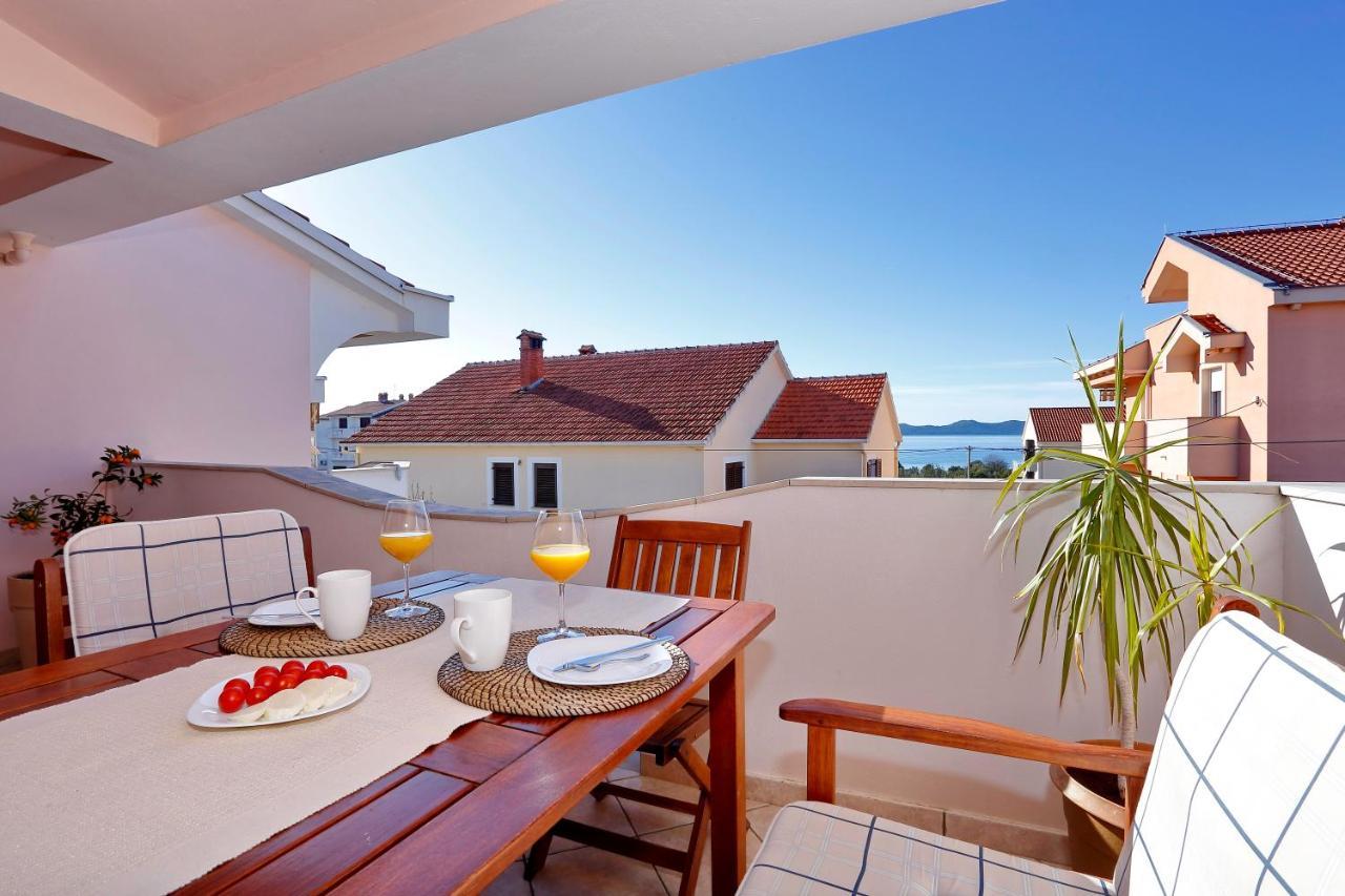 Apartments "Villa Antisin" With Heated Pool Zadar Exterior foto
